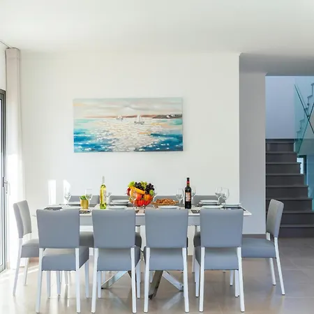 Holiday Home In Albufeira With Private Pool Вилла Албуфейра