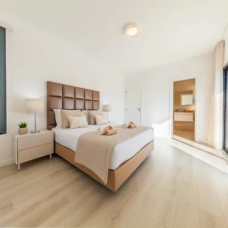 Вилла Holiday Home In Albufeira With Private Pool Албуфейра