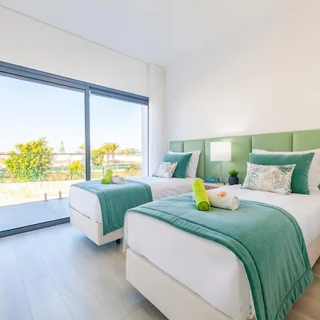 Holiday Home In Albufeira With Private Pool * Албуфейра