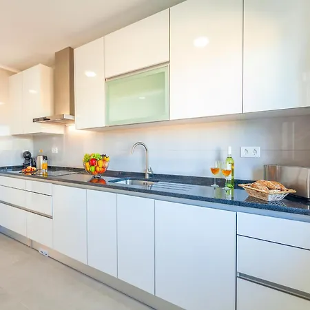Holiday Home In Albufeira With Private Pool Албуфейра
