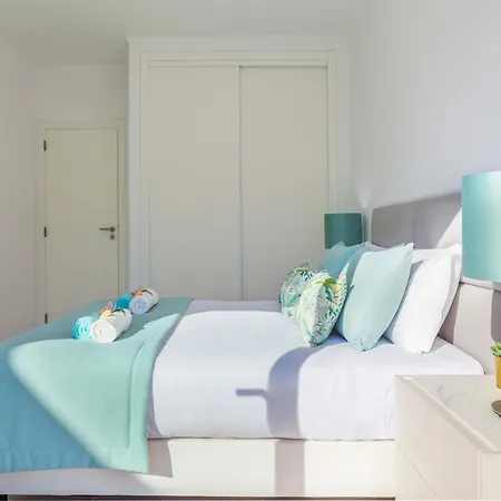Holiday Home In Albufeira With Private Pool Villa *